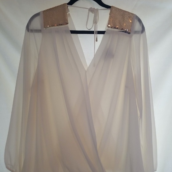 Top - Picture 1 of 3